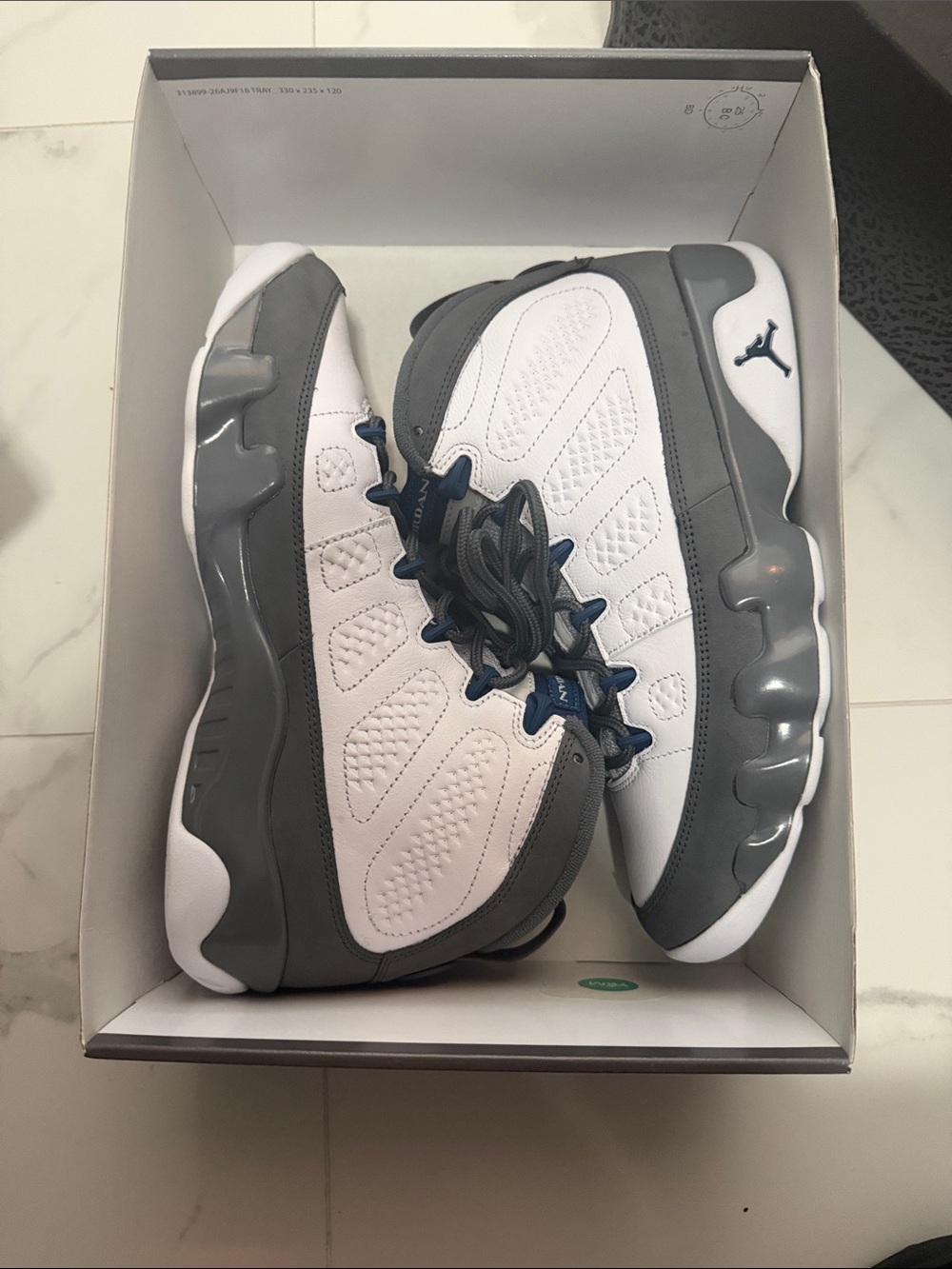 Jordan Men's White, Gray & Navy Athletic Basketball Shoes